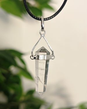 Colgante Punta de Cuarzo Cristal – Energía y Claridad